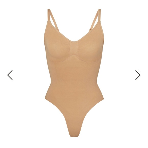 SKIMS Other - SKIMS Seamless Sculpt Thong Bodysuit - Ochre